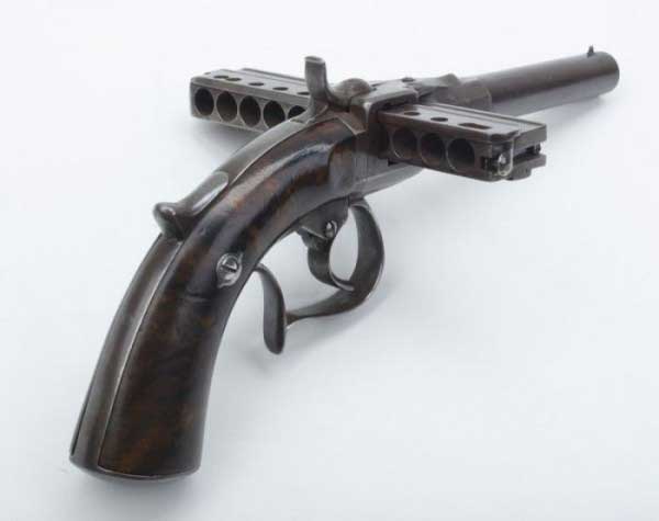 Многозарядный пистолет из недалёкой старины - пистолет Гармоника