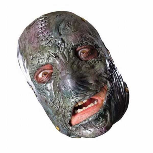Жуткие маски участников рок-группы Slipknot