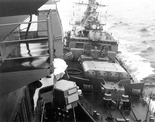 Недавняя героическая флотская история или как пиндосов турнули из Черного моря