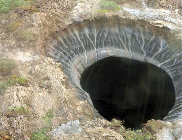 Исследователи начинают объяснять происхождение огромного кратера на Ямале