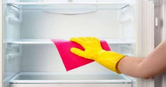 Элементарный способ сохранить полки холодильника в чистоте с минимальными затратами времени и сил