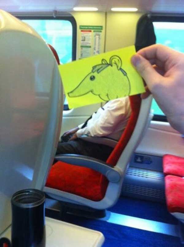 Как не заскучать в поезде - вариант художника